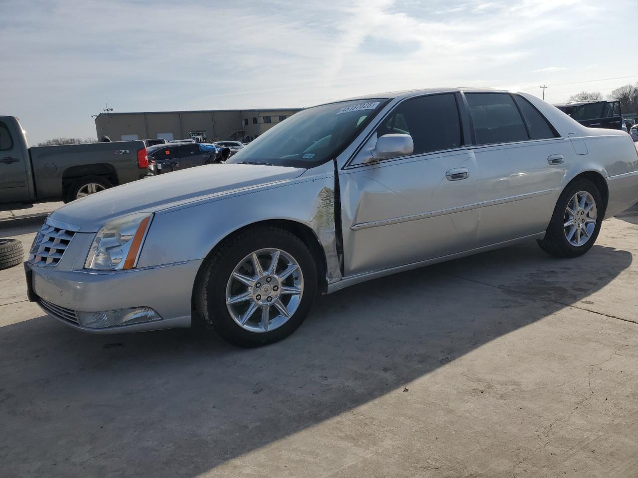 2010 Cadillac DTS - Image 1
