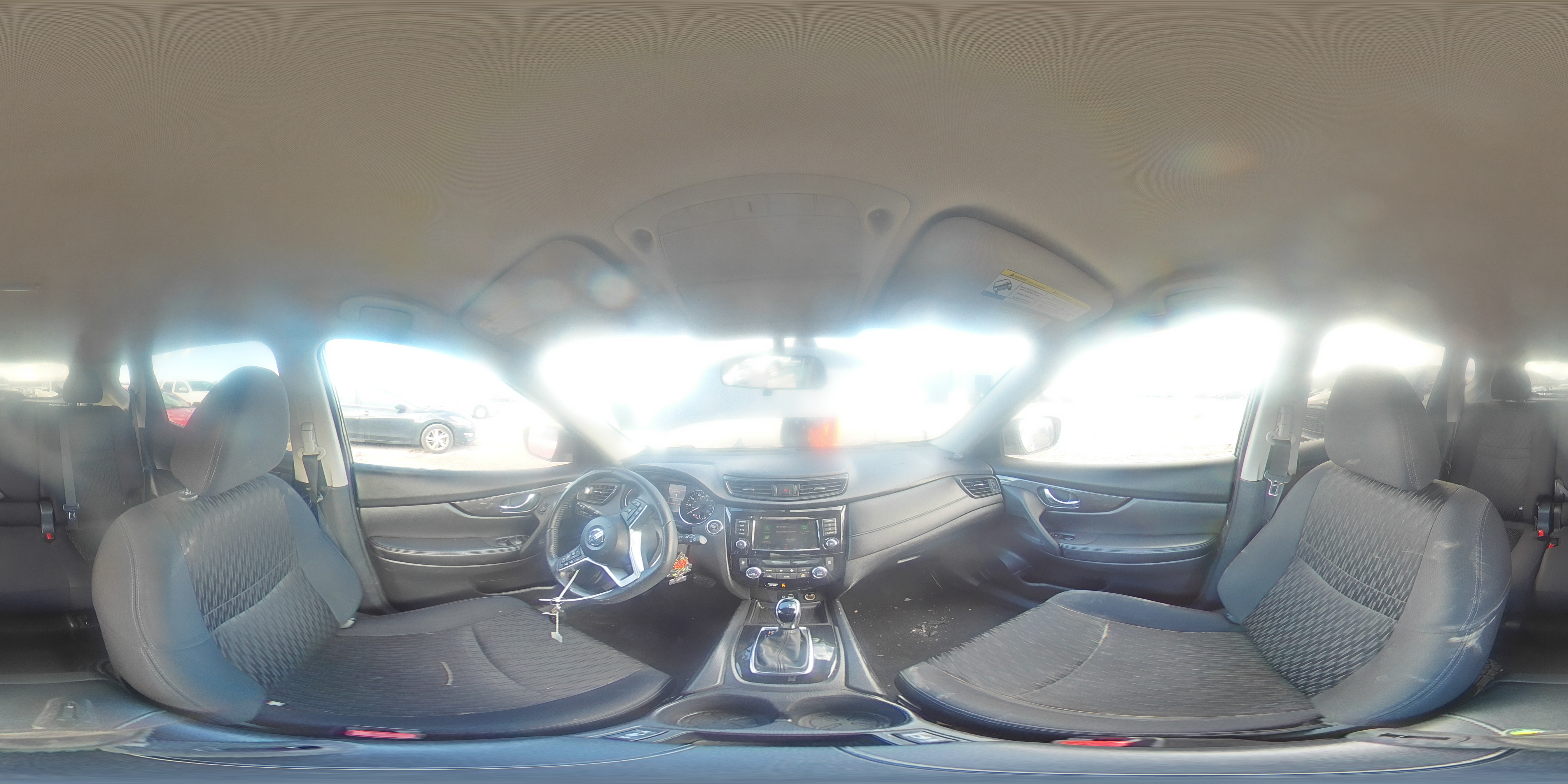 2018 Nissan Rogue - Image 14