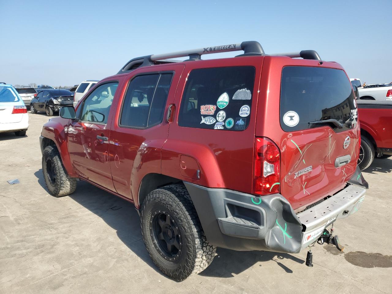 2014 Nissan XTerra - Image 2