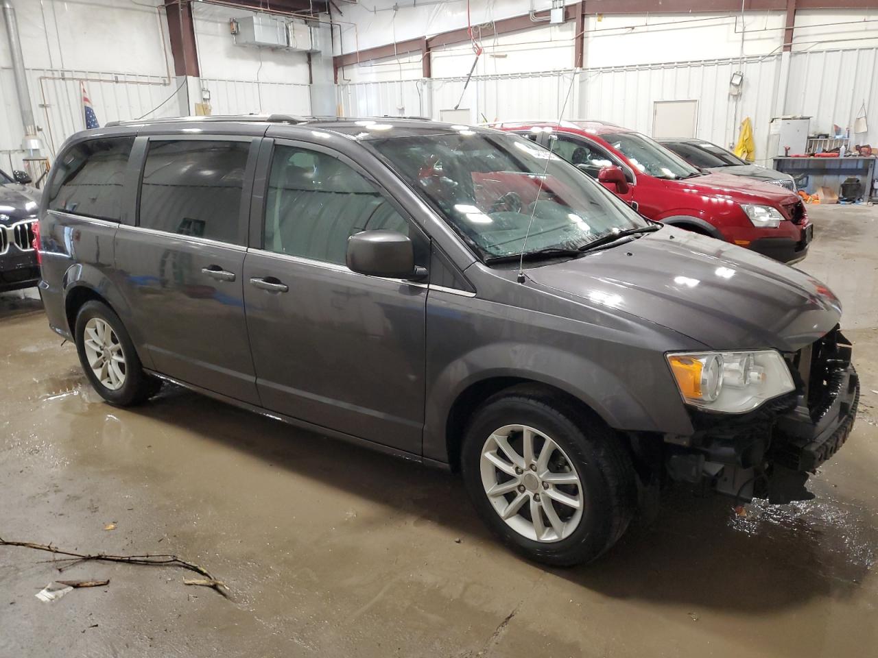 2018 Dodge Caravan - Image 4