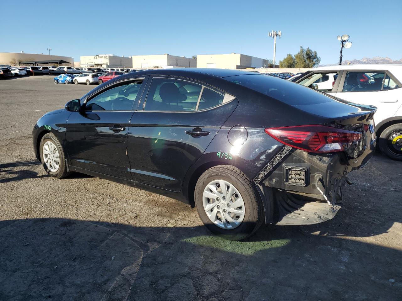 2020 Hyundai Elantra - Image 2