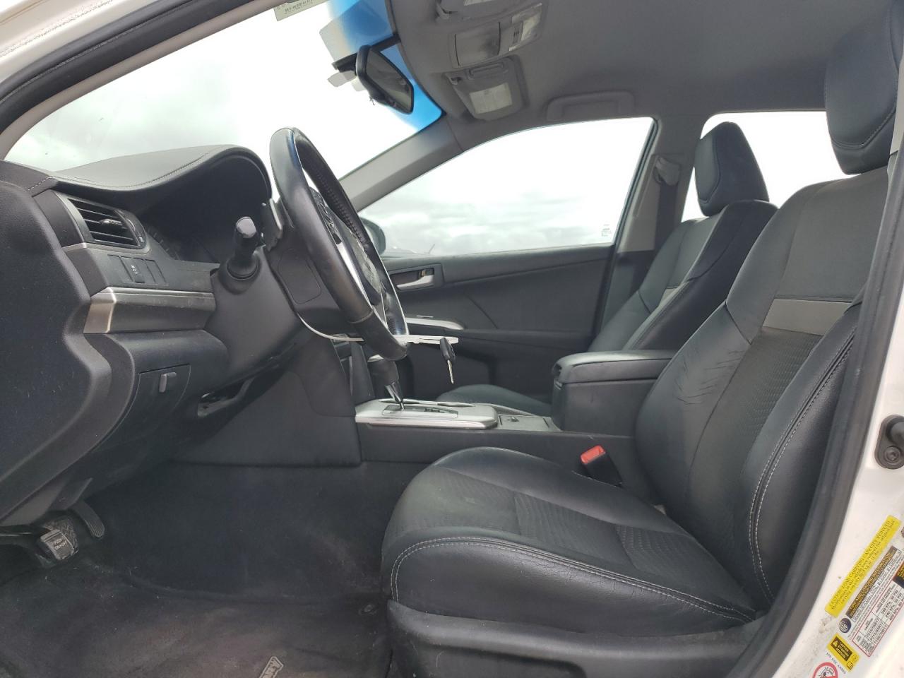 2012 Toyota Camry - Image 9