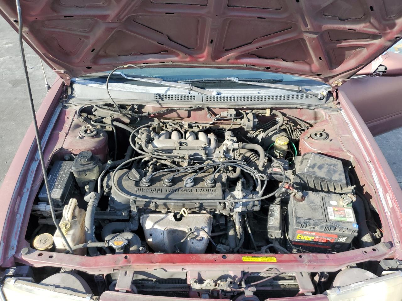 1997 Nissan Sentra - Image 12