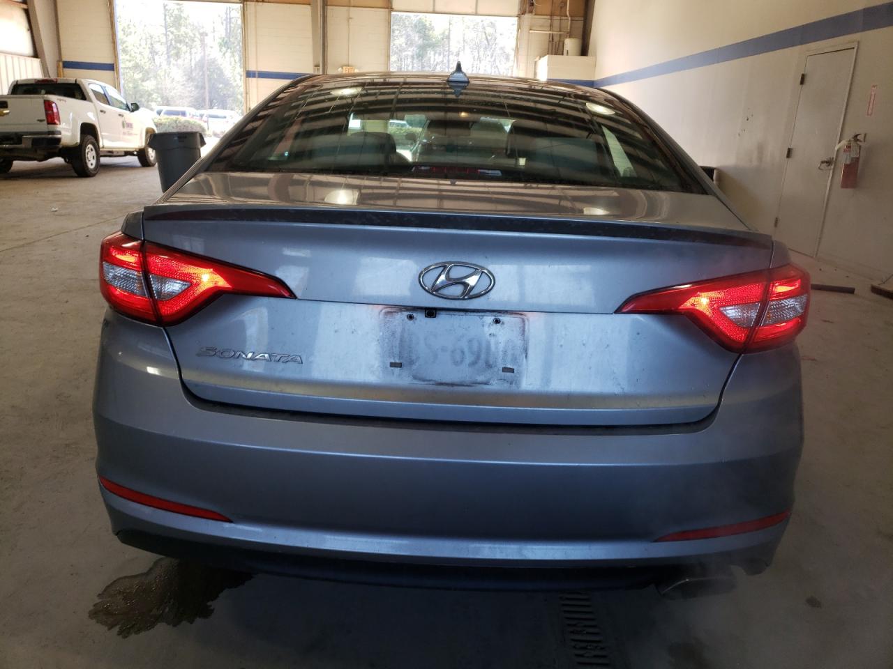 2015 Hyundai Sonata - Image 6