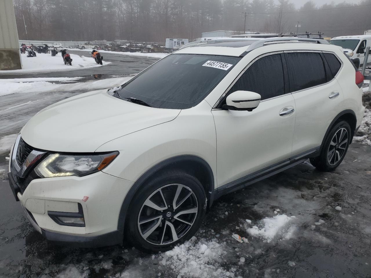 2020 Nissan Rogue - Image 1