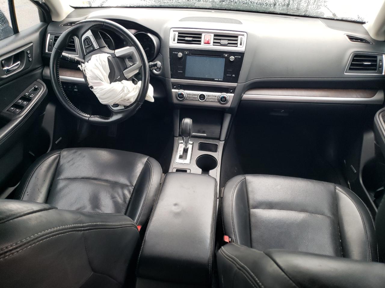 2015 Subaru Outback - Image 8