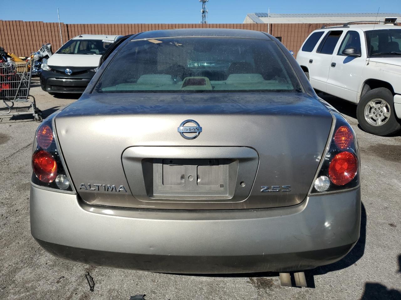 2003 Nissan Altima Base VIN: 1N4AL11D33C250912 Lot: 57912575