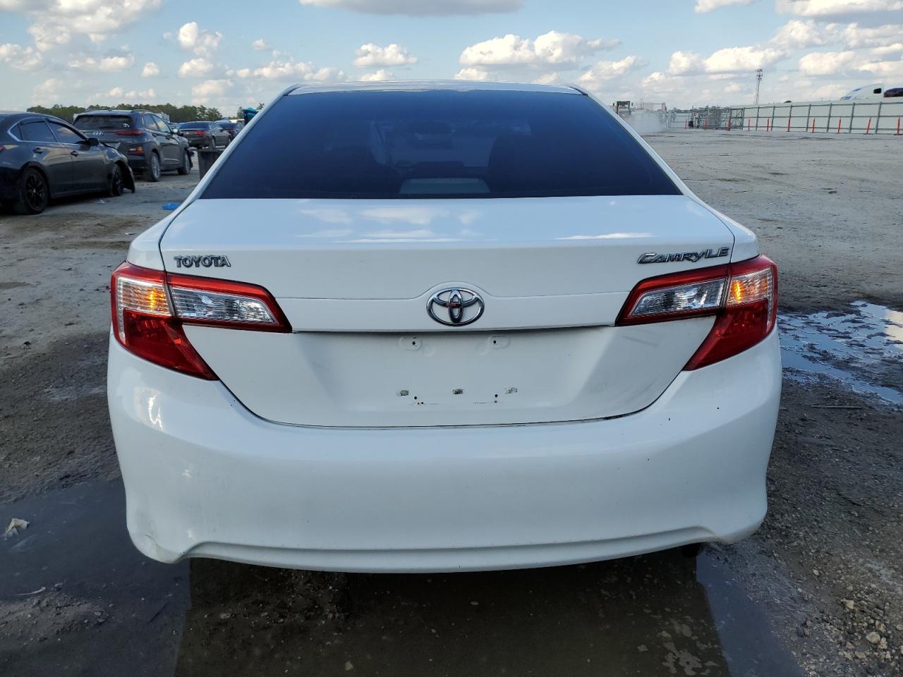 2012 Toyota Camry - Image 6