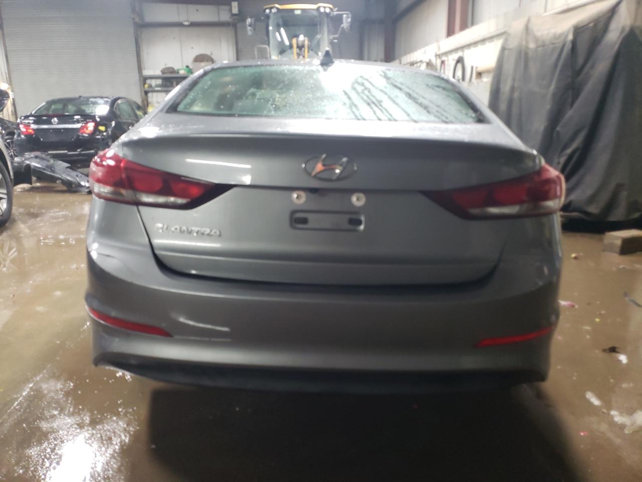 2018 Hyundai Elantra - Image 6
