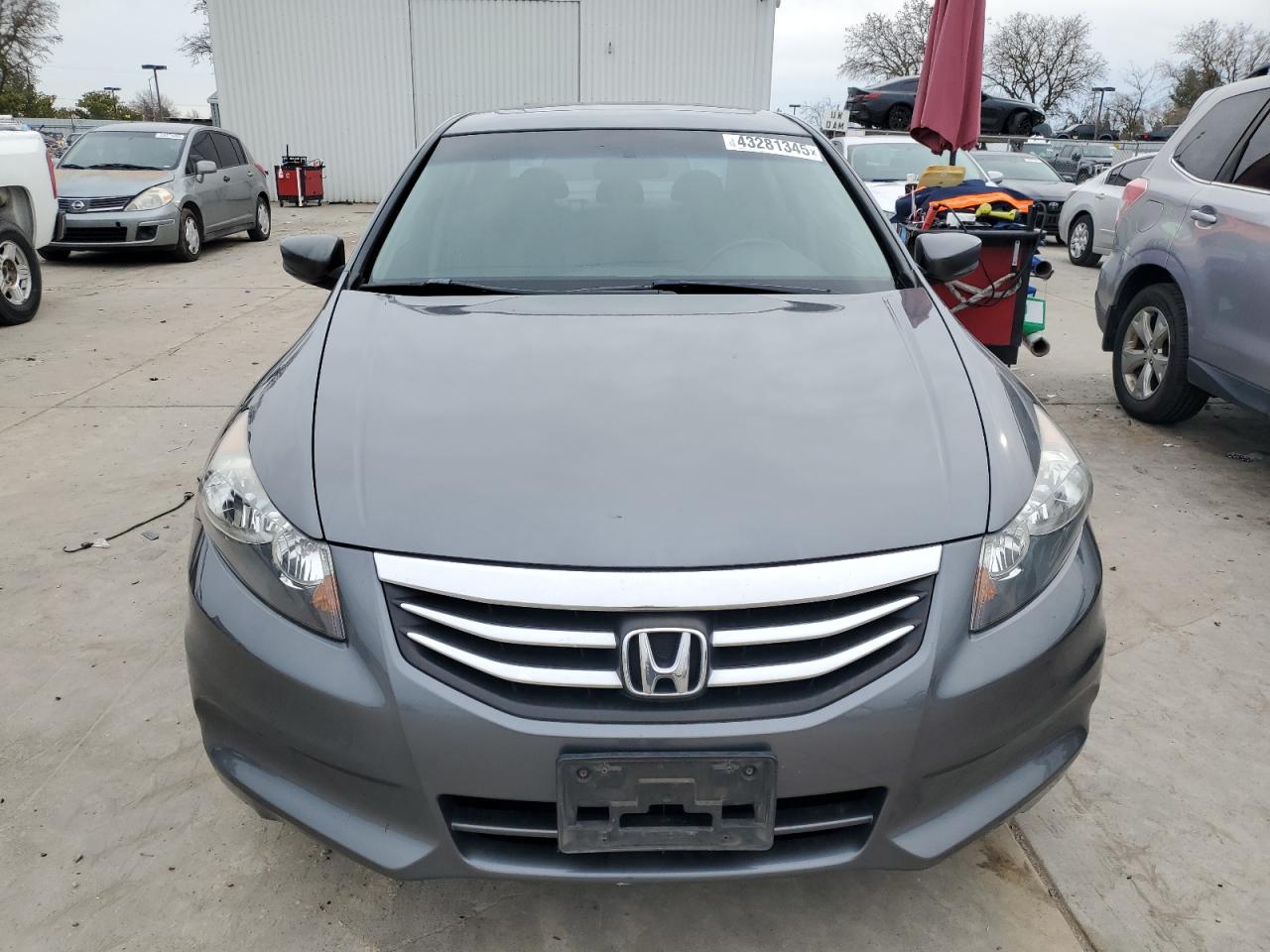 2011 Honda Accord - Image 5