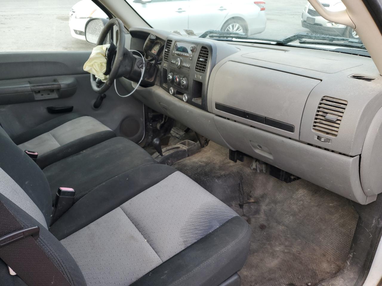 2008 Chevrolet Silverado - Image 8