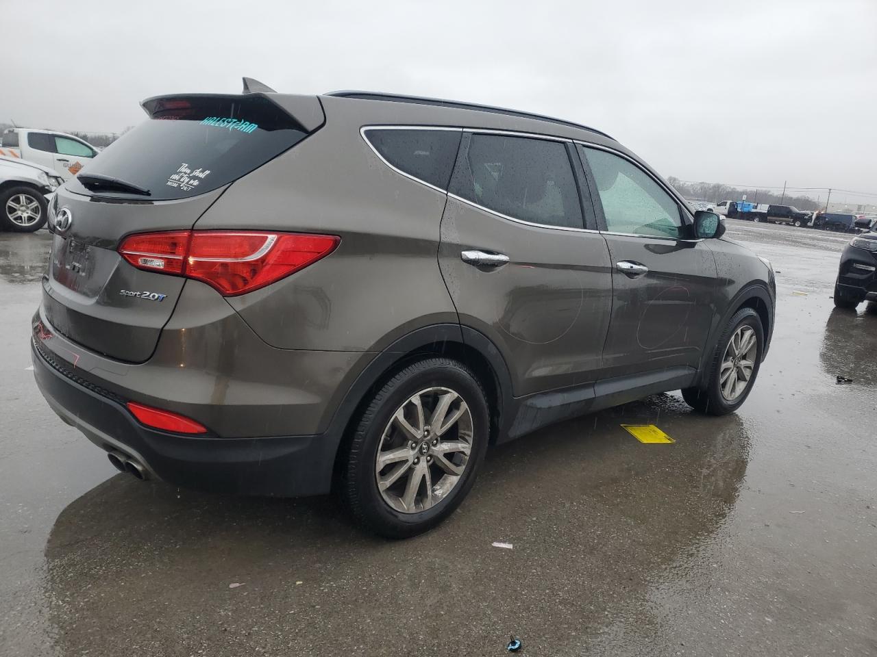 2014 Hyundai Santa Fe - Image 3