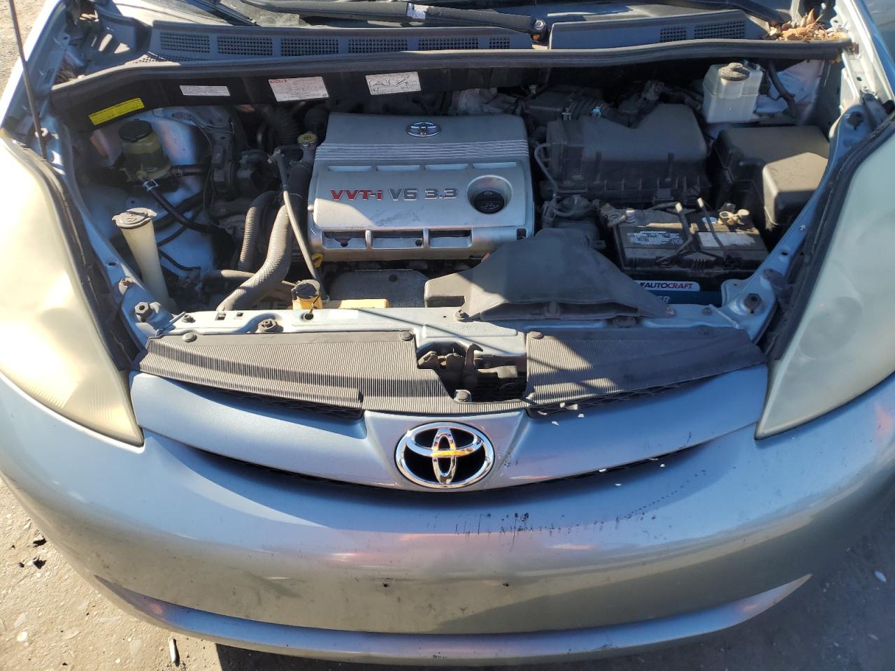 2006 Toyota Sienna - Image 12