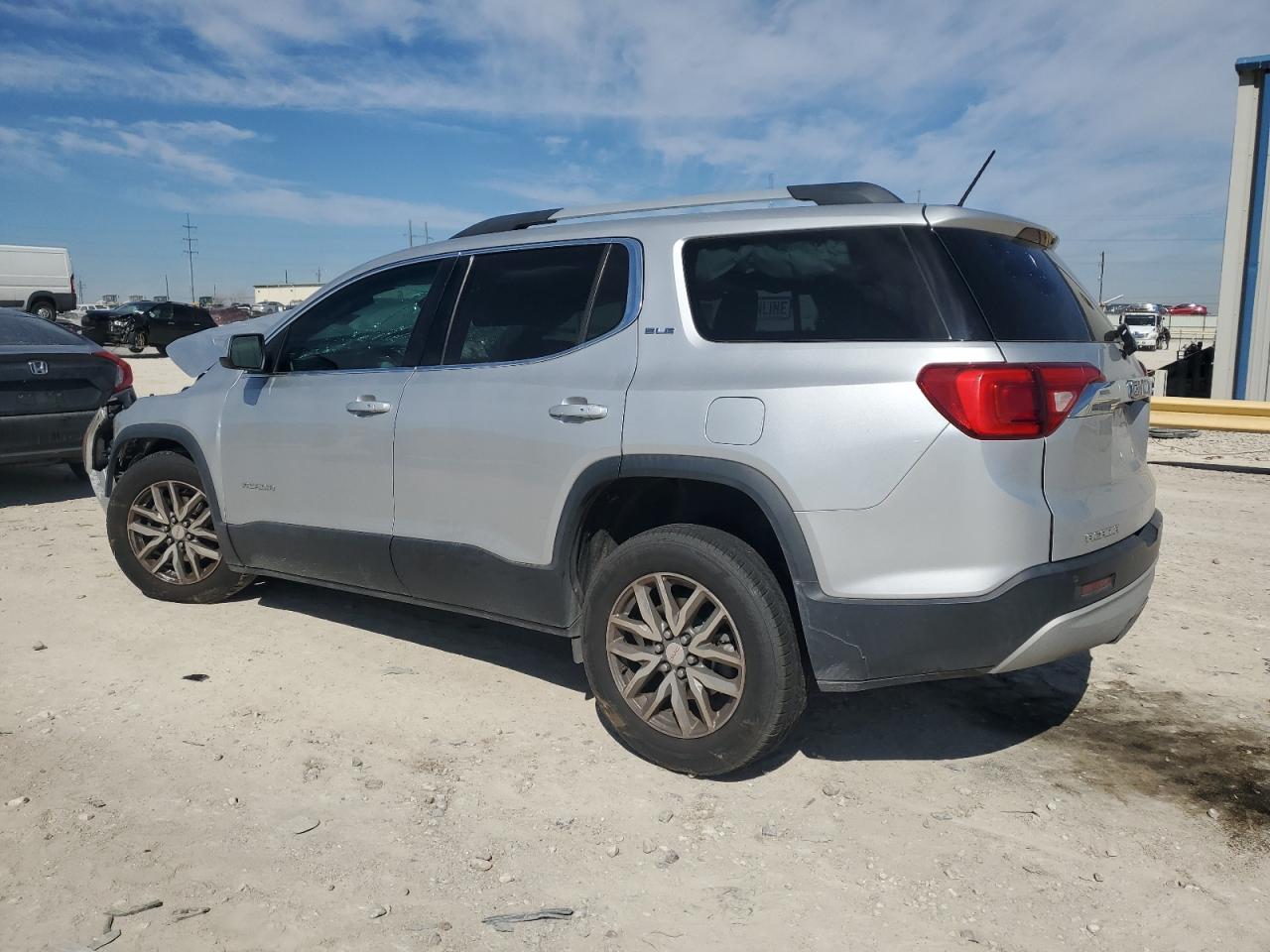 2017 GMC Acadia - Image 2