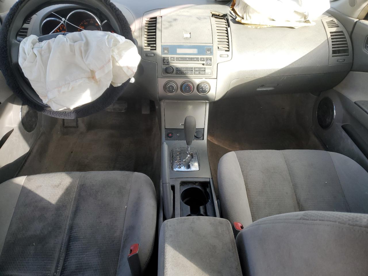 2005 Nissan Altima - Image 8