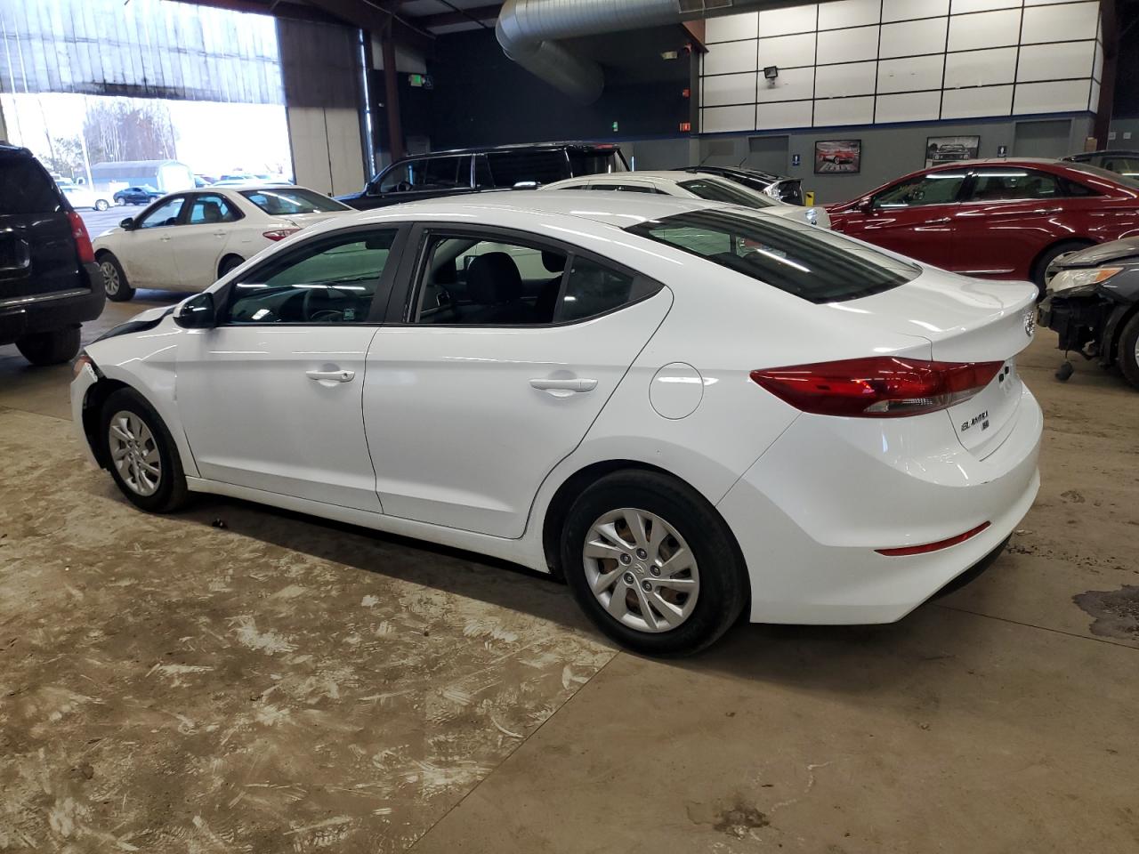 2018 Hyundai Elantra - Image 2