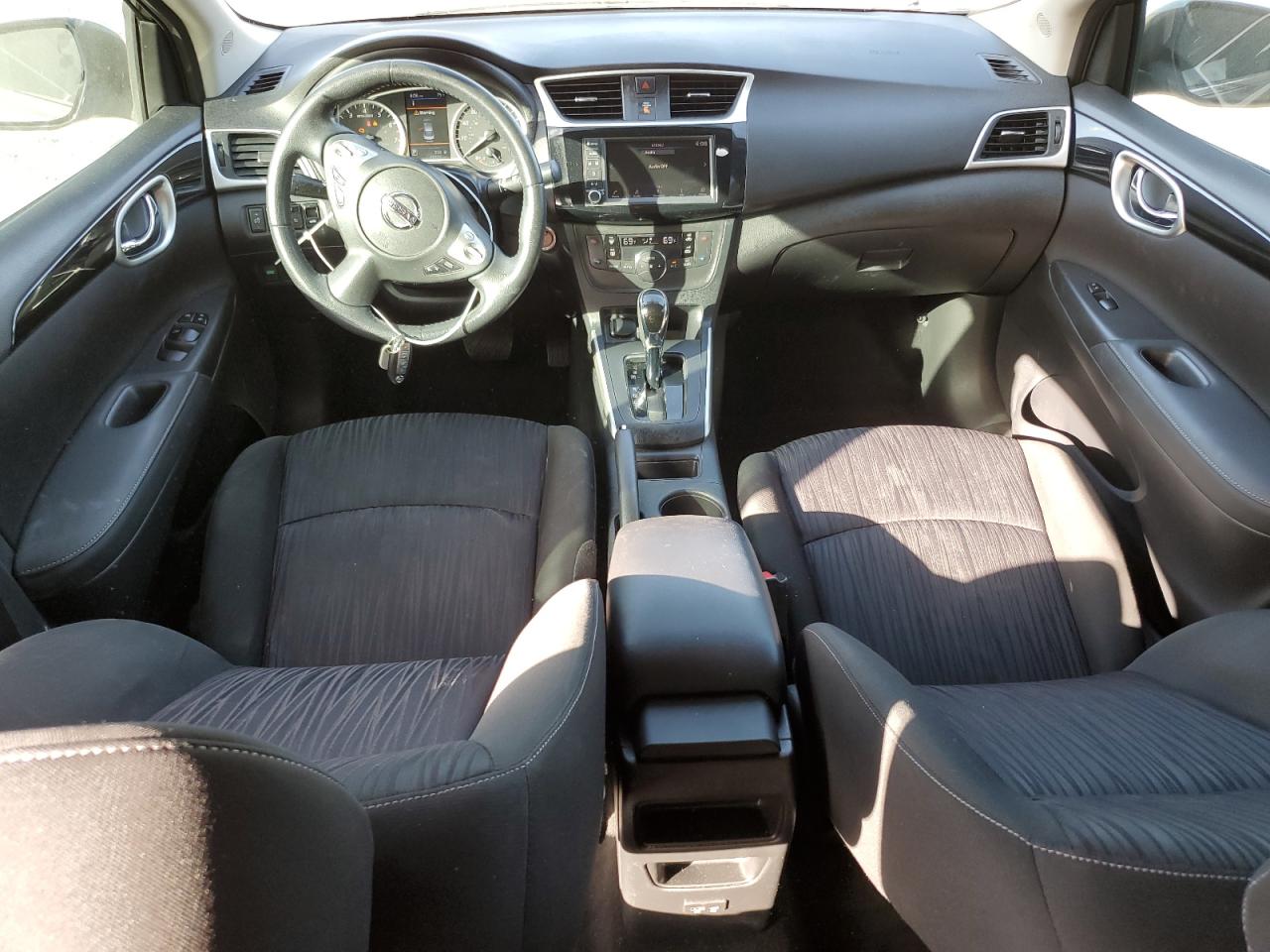2019 Nissan Sentra - Image 8