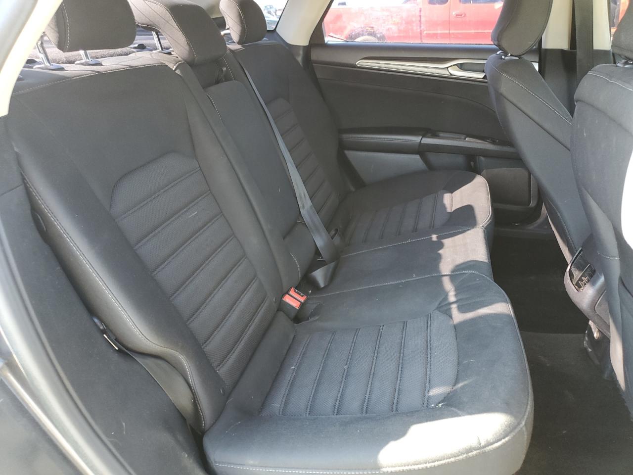 2018 Ford Fusion - Image 10