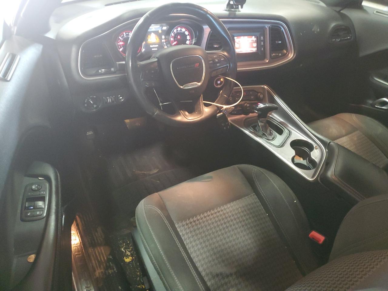 2016 Dodge Challenger - Image 8