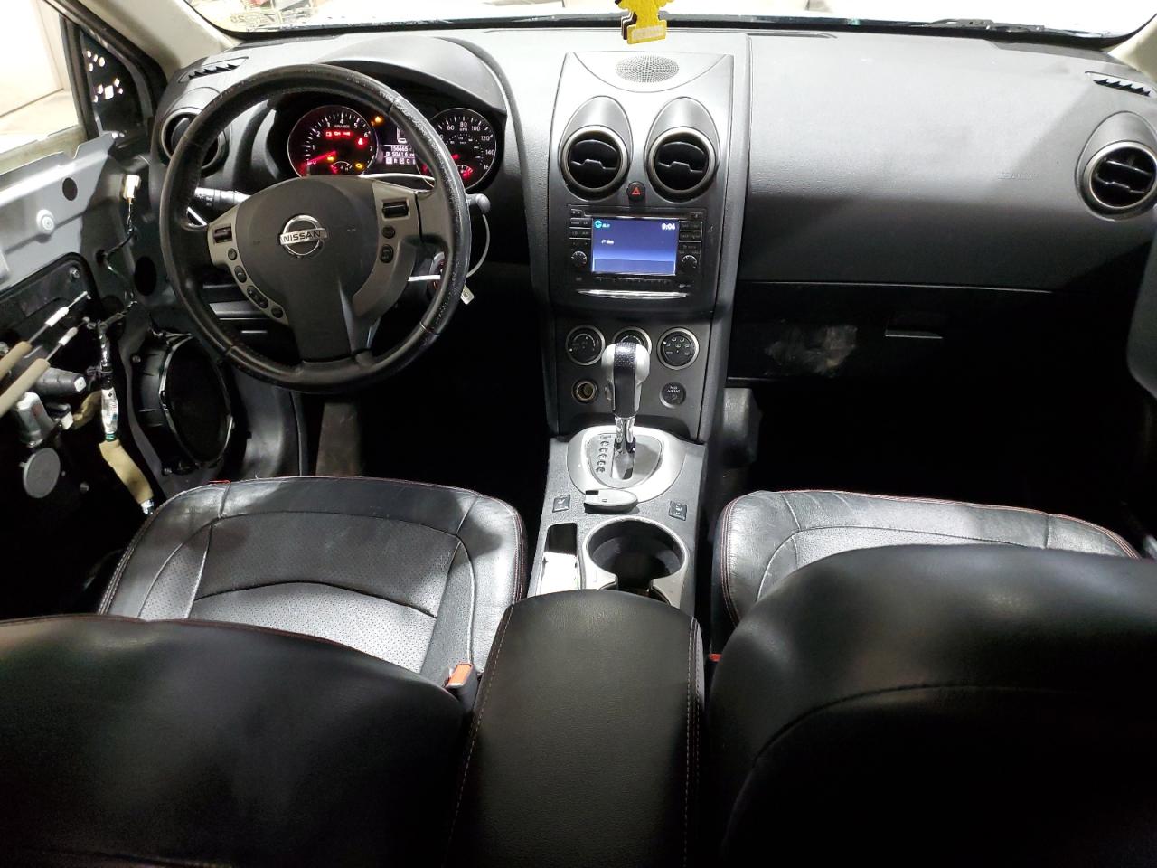 2011 Nissan Rogue - Image 8