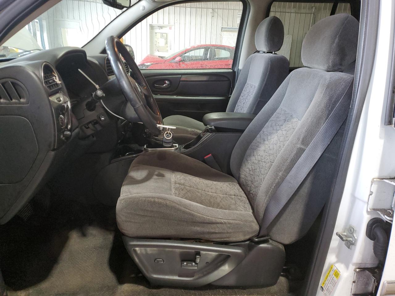 2006 GMC Envoy - Image 7