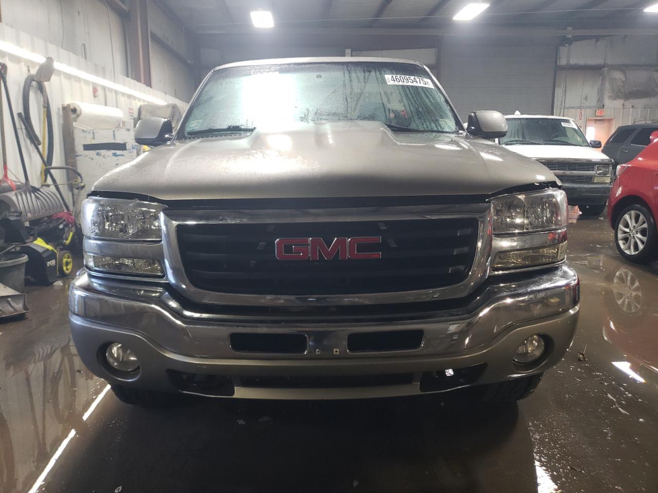2003 GMC Sierra - Image 5