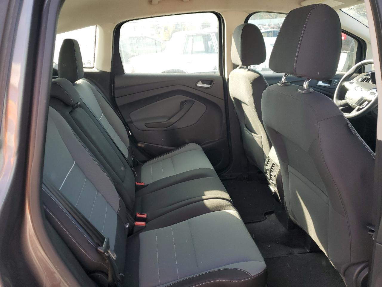 2013 Ford C-MAX - Image 10