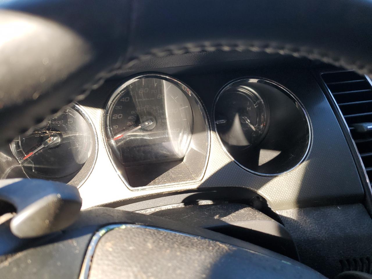 2011 Ford Taurus - Image 9