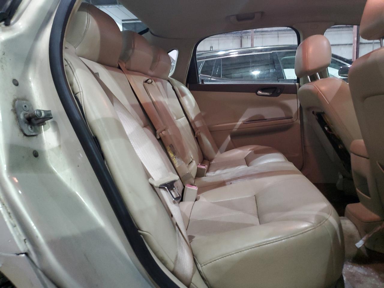 2008 Chevrolet Impala - Image 11