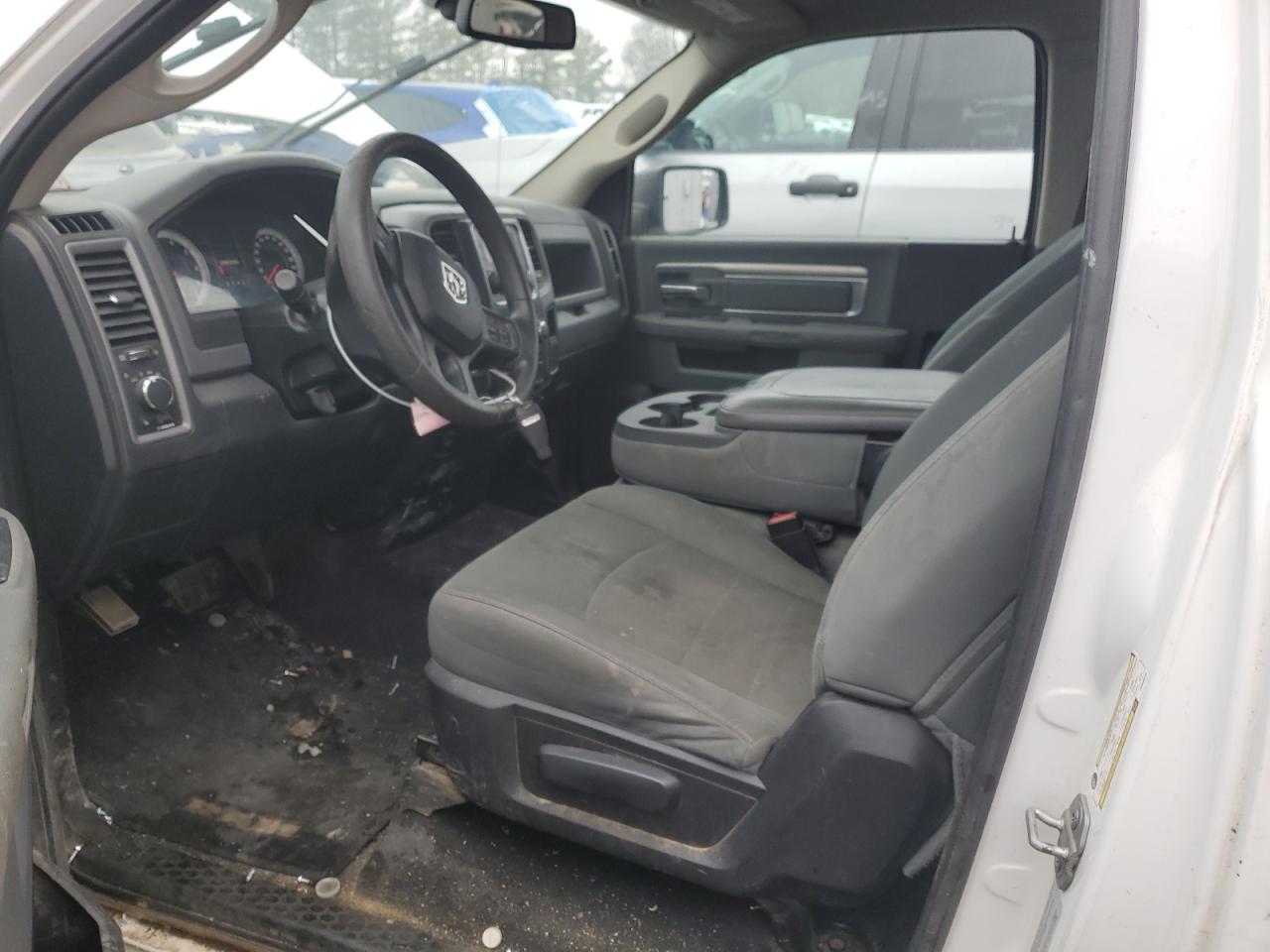 2015 RAM 1500 - Image 7