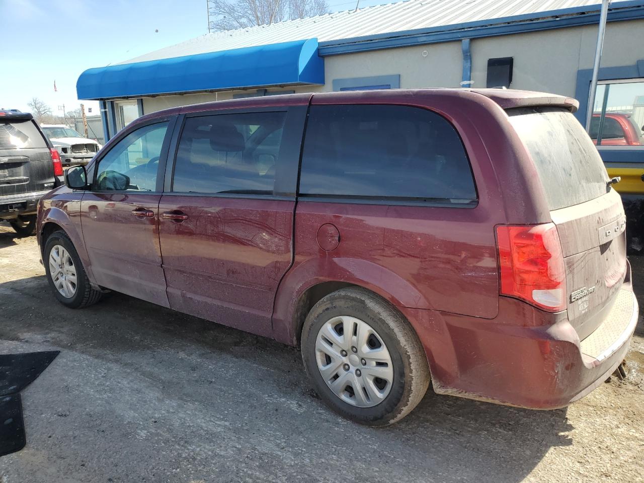 2017 Dodge Caravan - Image 2