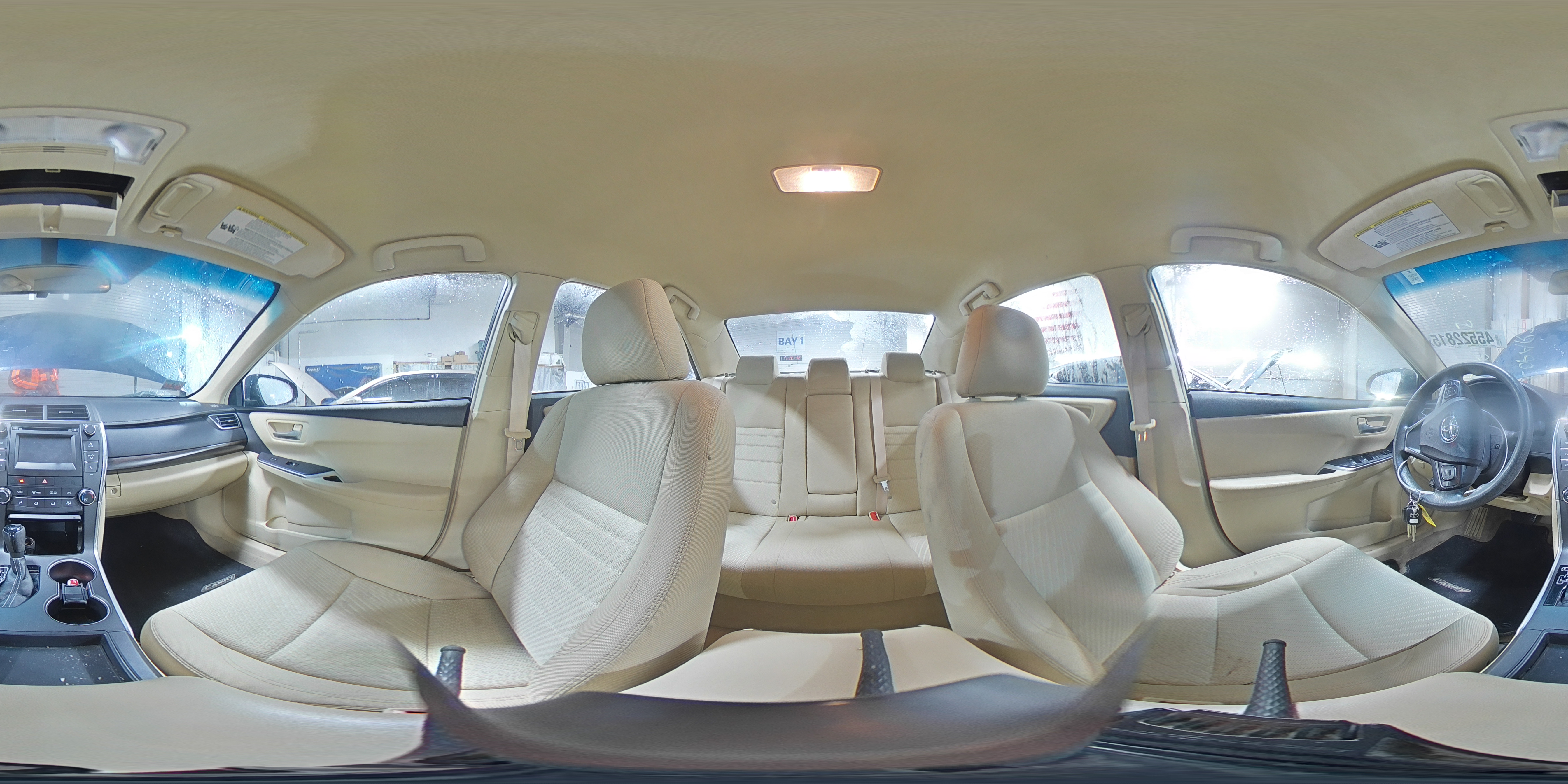 2015 Toyota Camry - Image 15