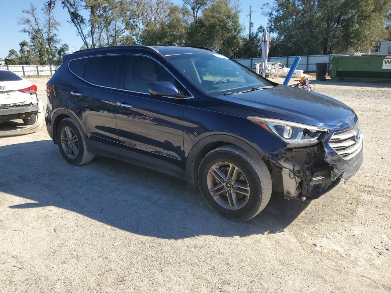 2017 Hyundai Santa Fe - Image 4