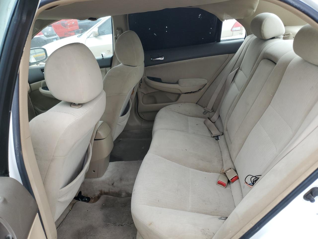 2005 Honda Accord - Image 10
