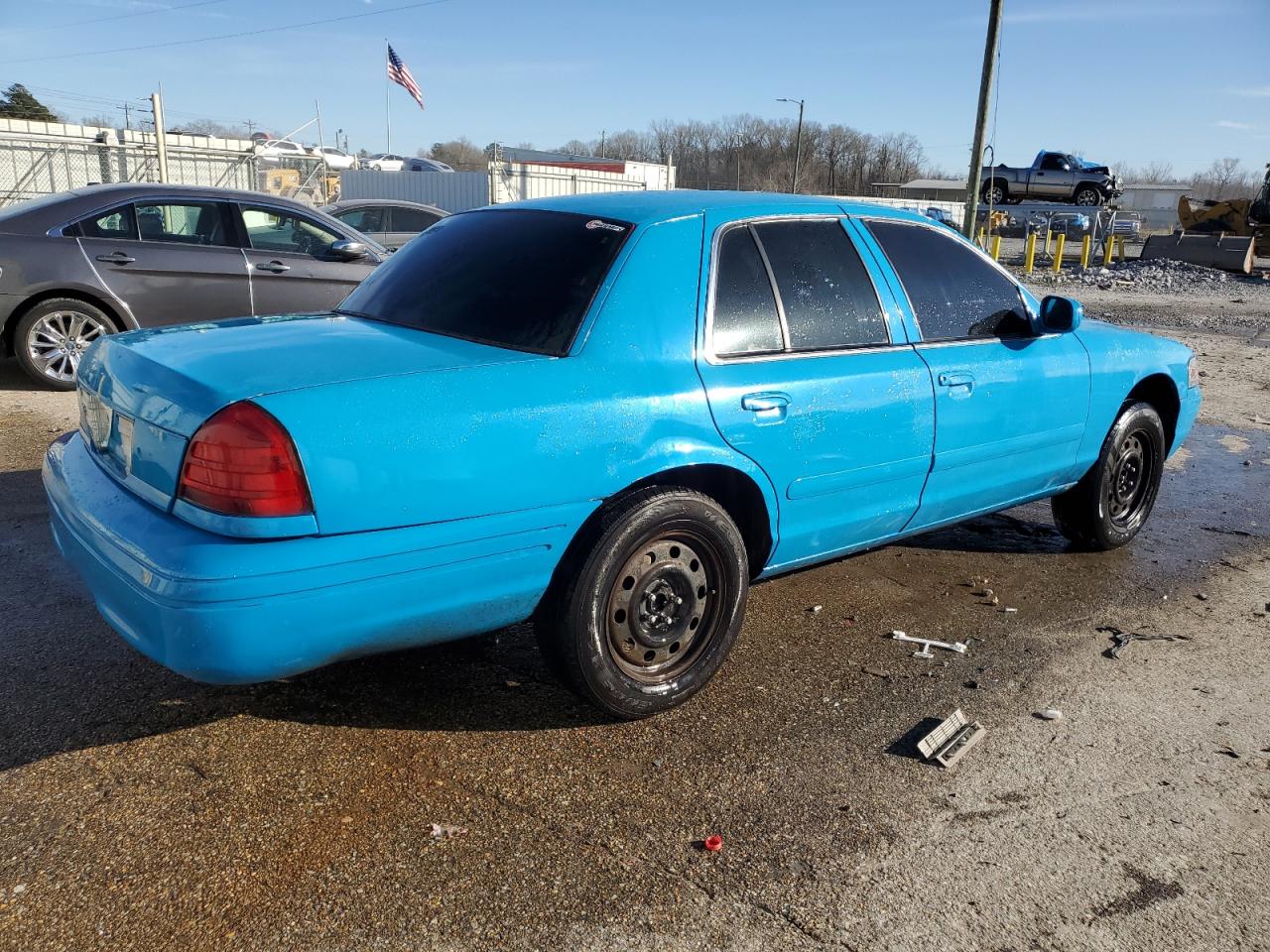 2006 Ford Crown Victoria - Image 3