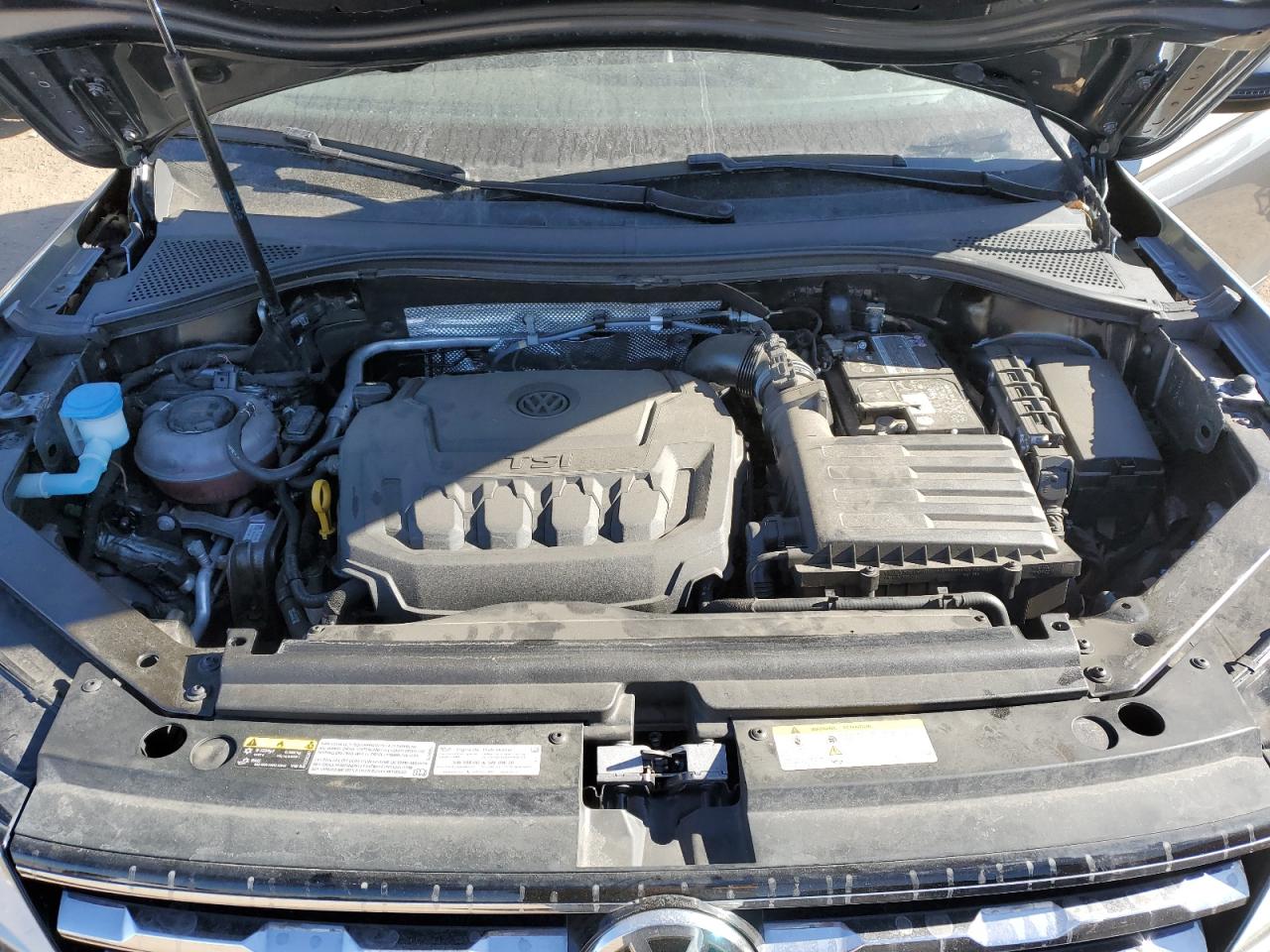 2021 Volkswagen Tiguan - Image 12