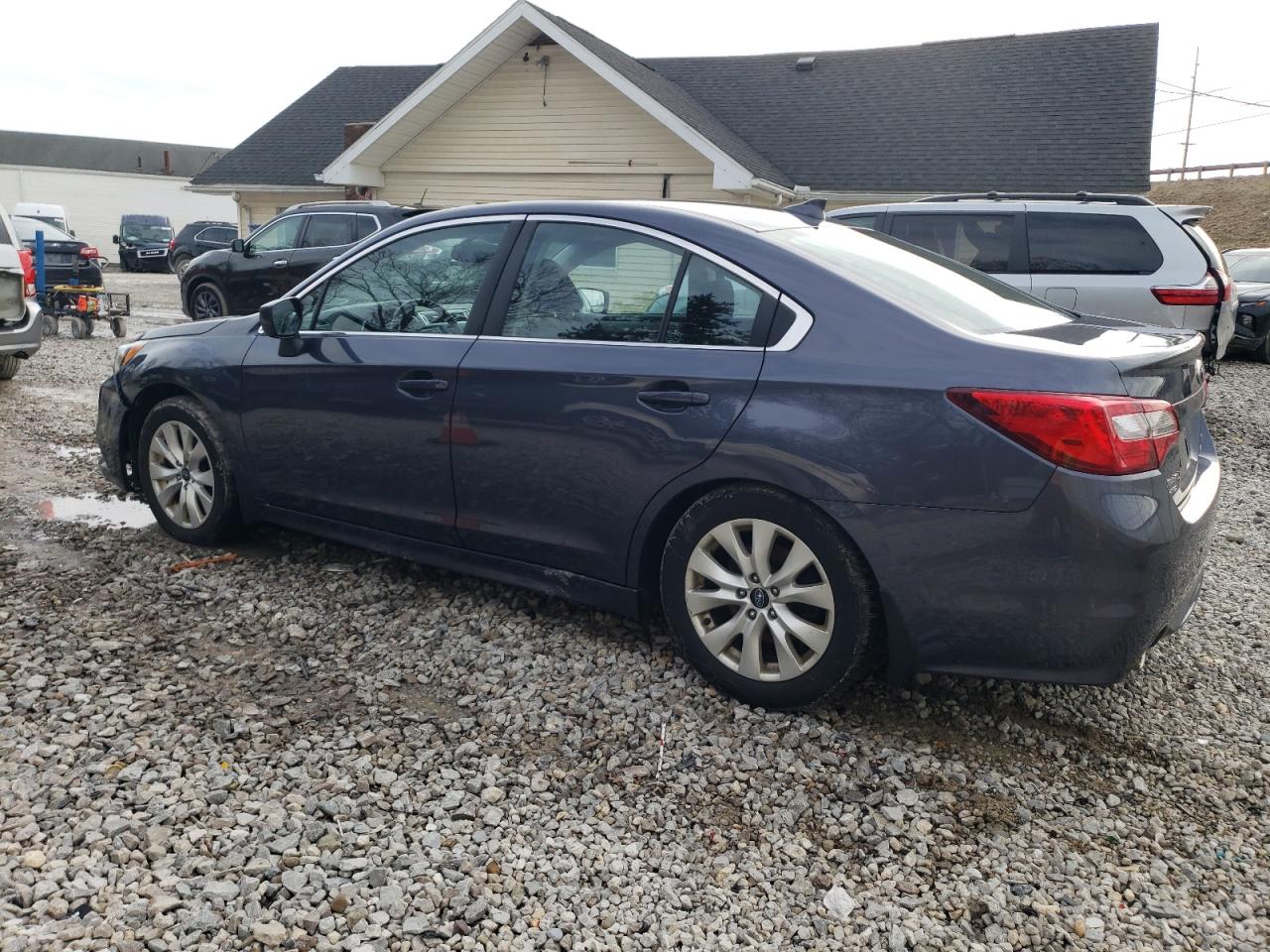 2016 Subaru Legacy - Image 2