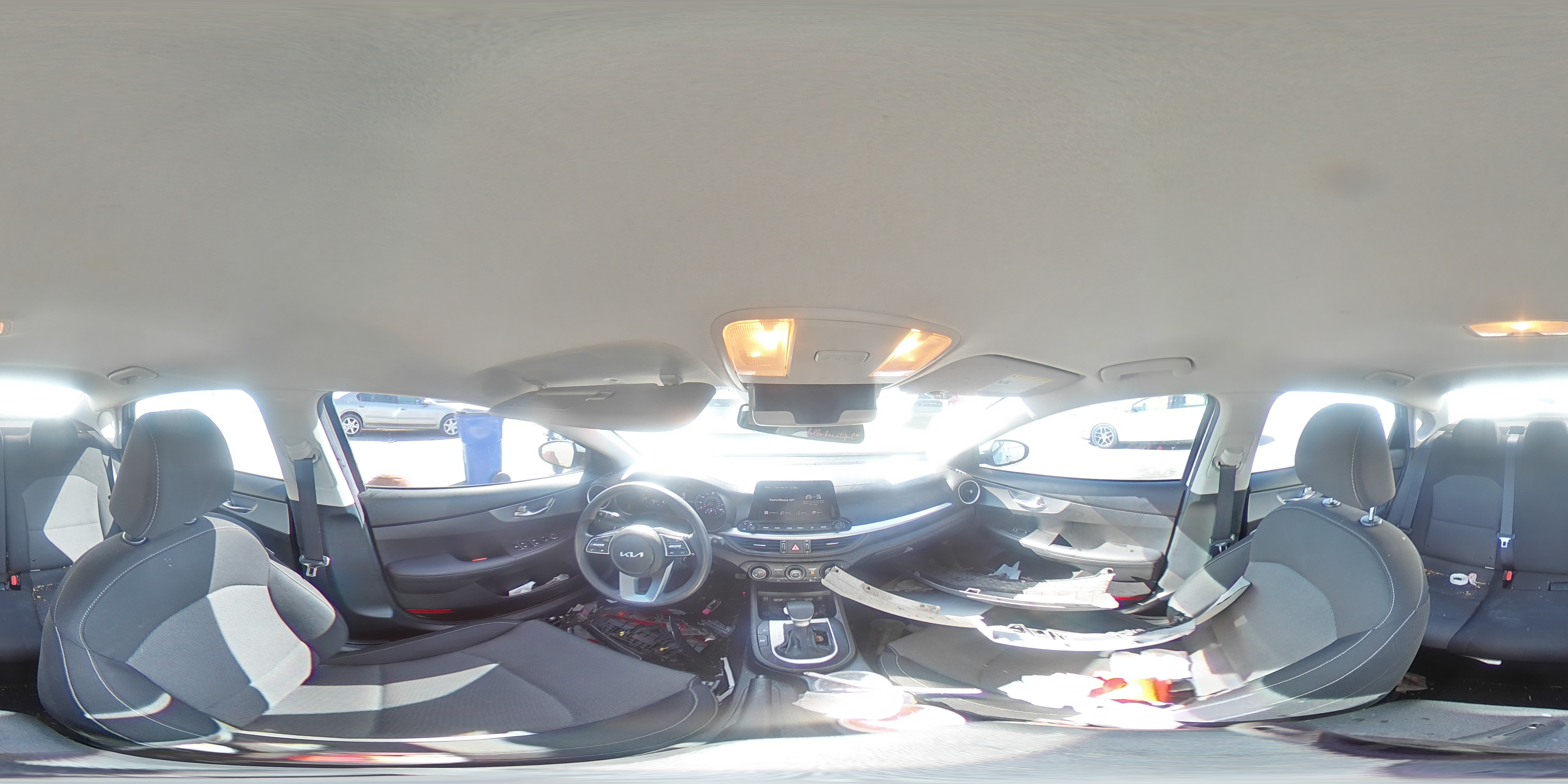 2023 Kia Forte - Image 13