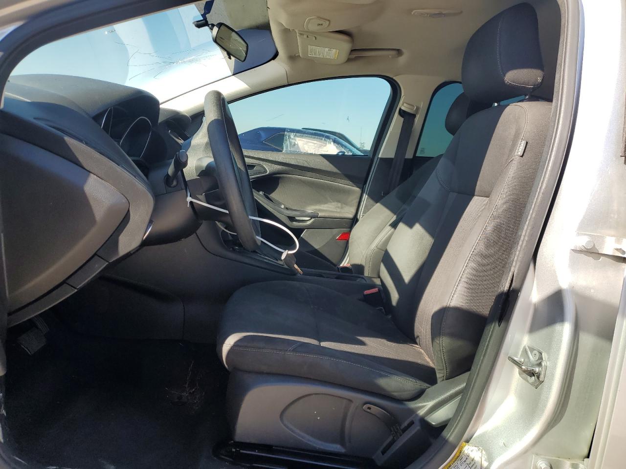 2017 Ford Focus S VIN: 1FADP3E29HL222576 Lot: 47025025