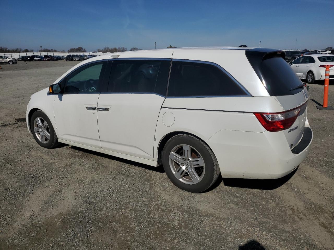 2012 Honda Odyssey - Image 2