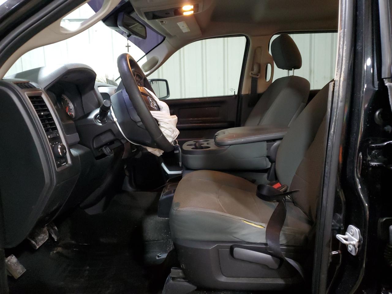 2015 RAM 1500 - Image 7