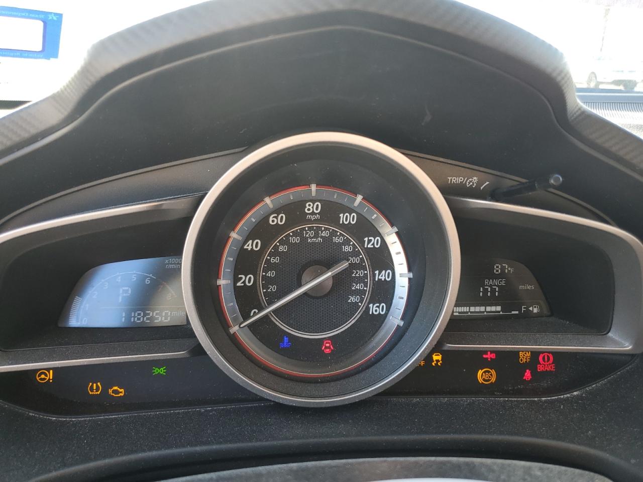 2015 Mazda 3 - Image 9
