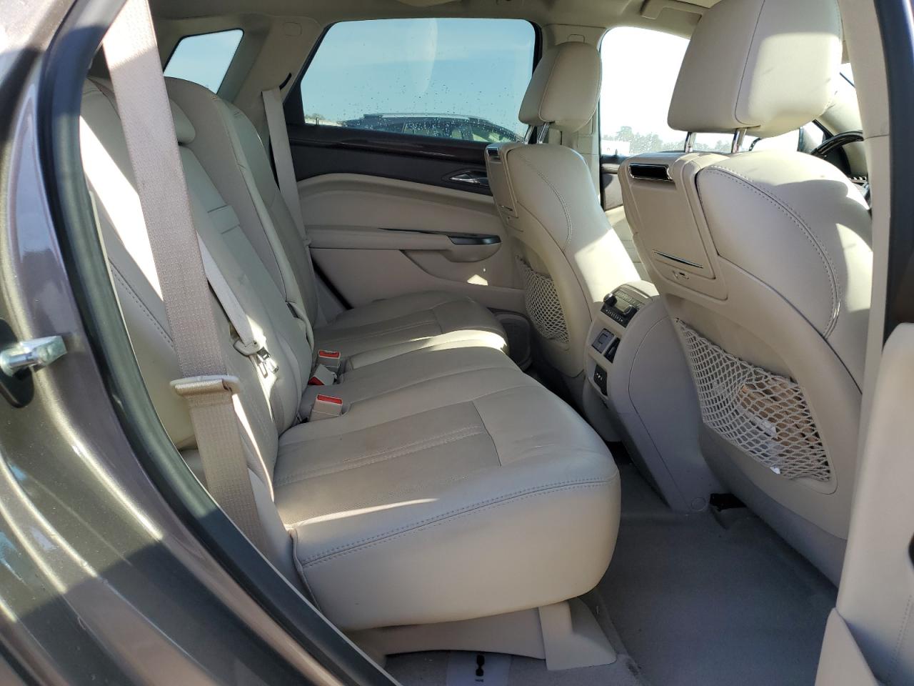2012 Cadillac SRX - Image 11