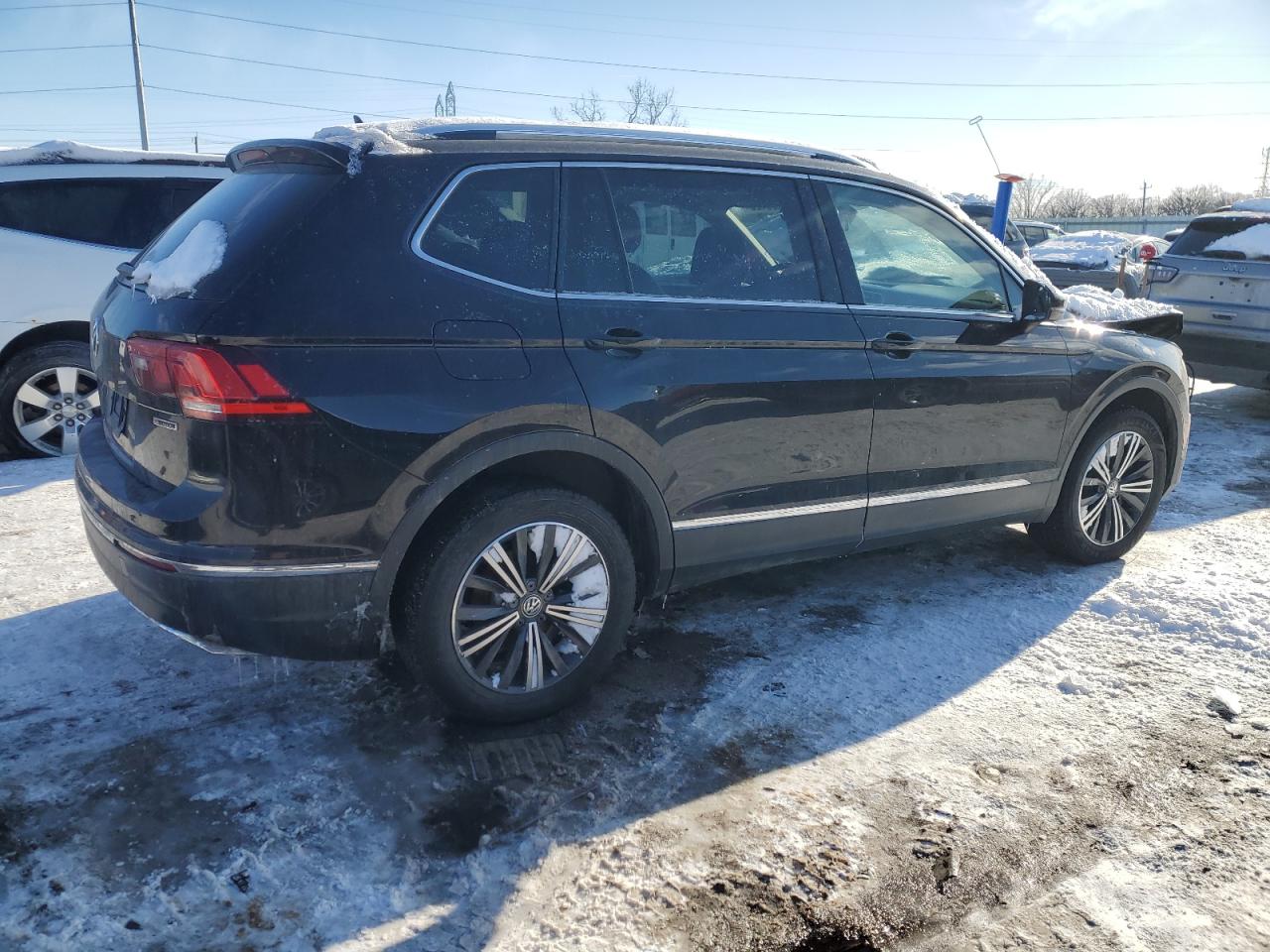 2019 Volkswagen Tiguan - Image 3