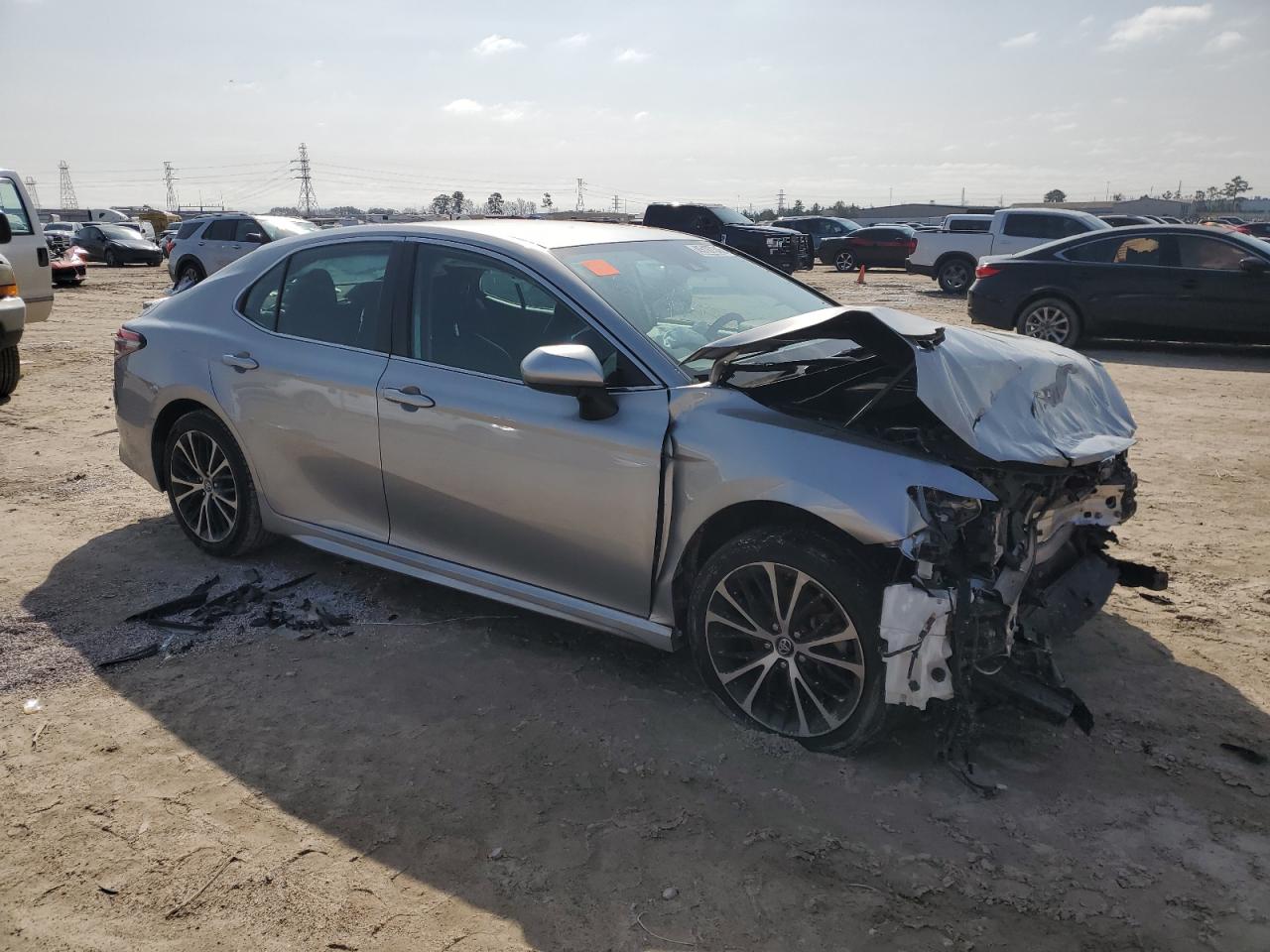 2019 Toyota Camry - Image 4