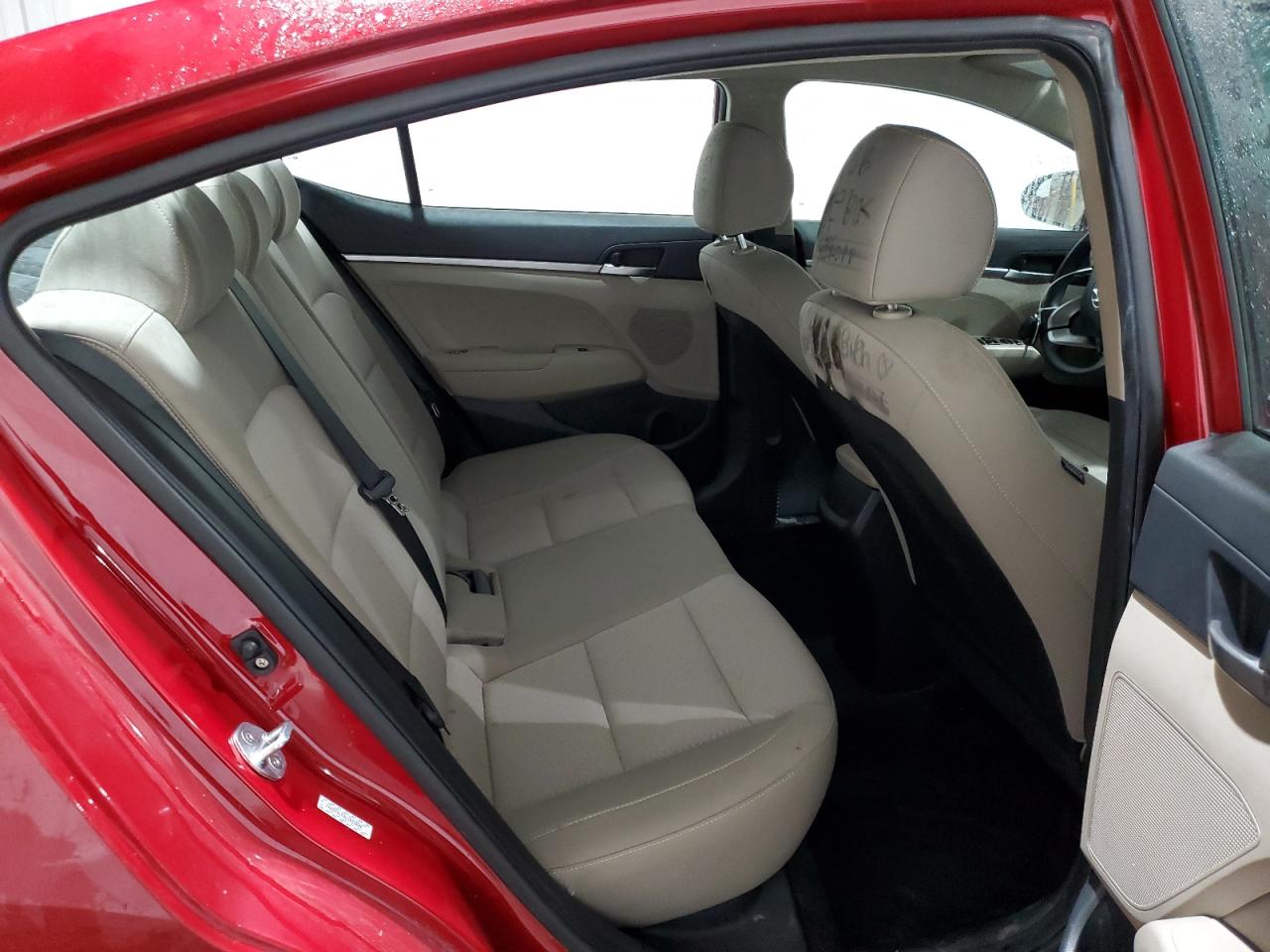 2020 Hyundai Elantra - Image 10