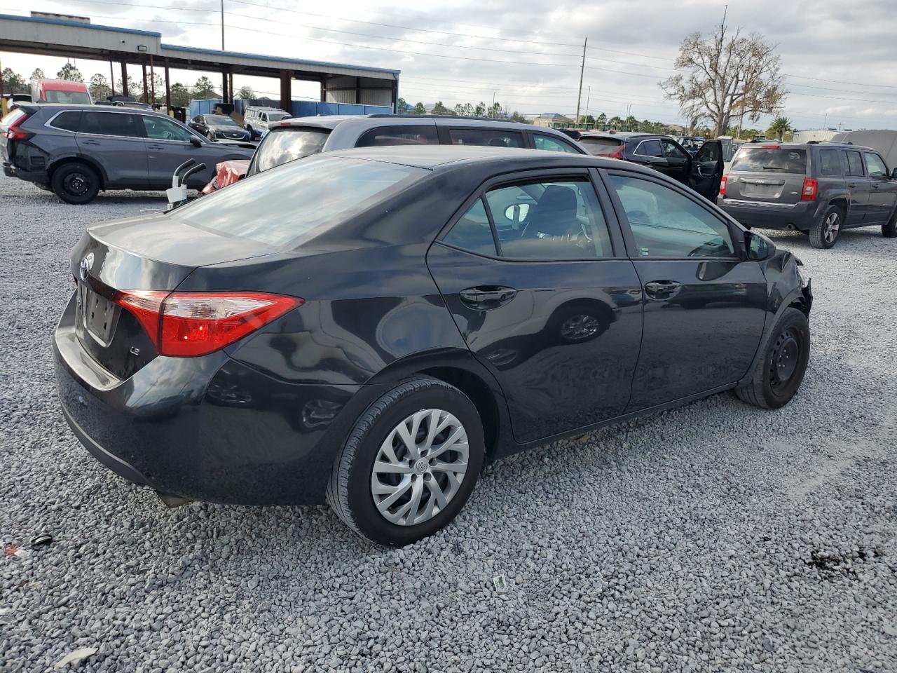 2017 Toyota Corolla - Image 3