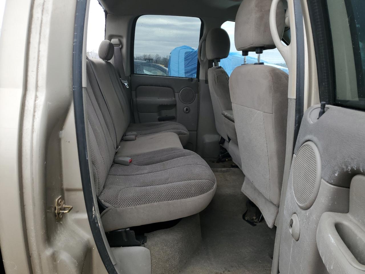 2005 Dodge RAM - Image 10