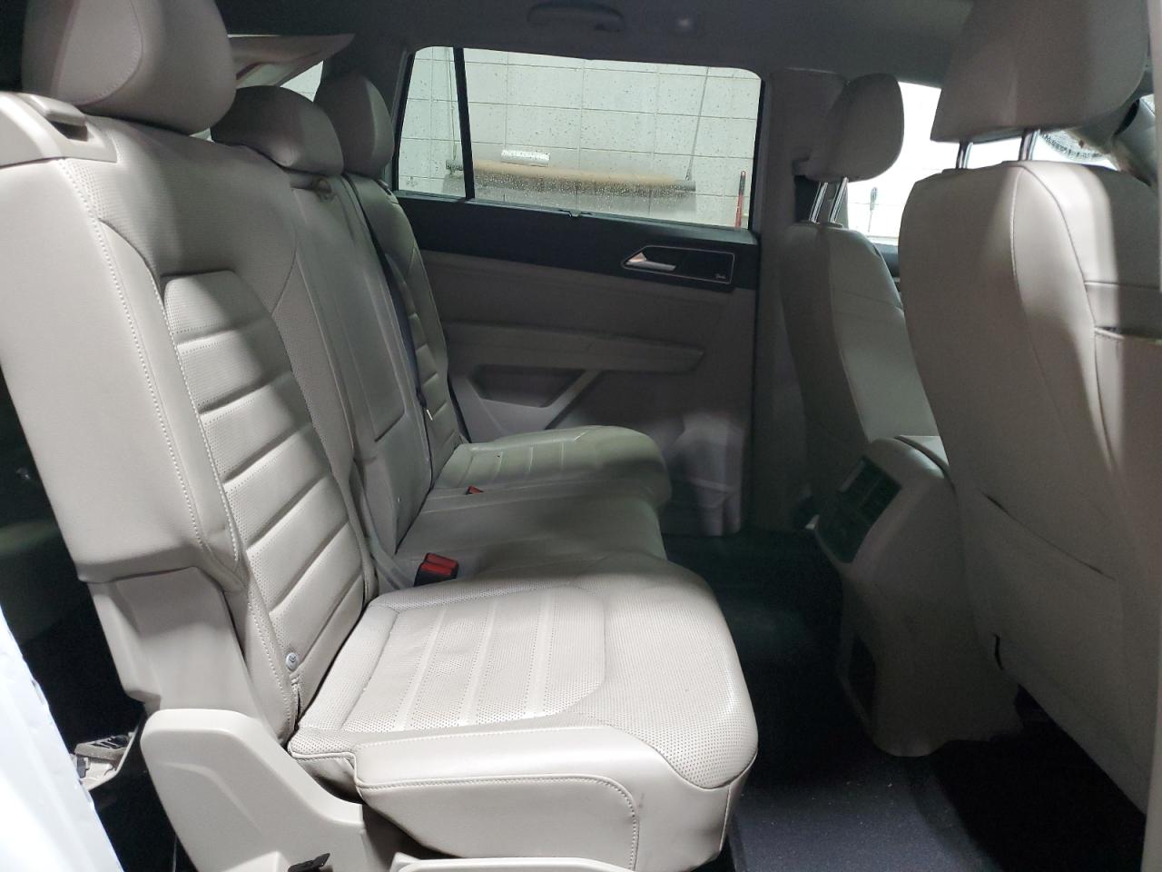 2019 Volkswagen Atlas - Image 11