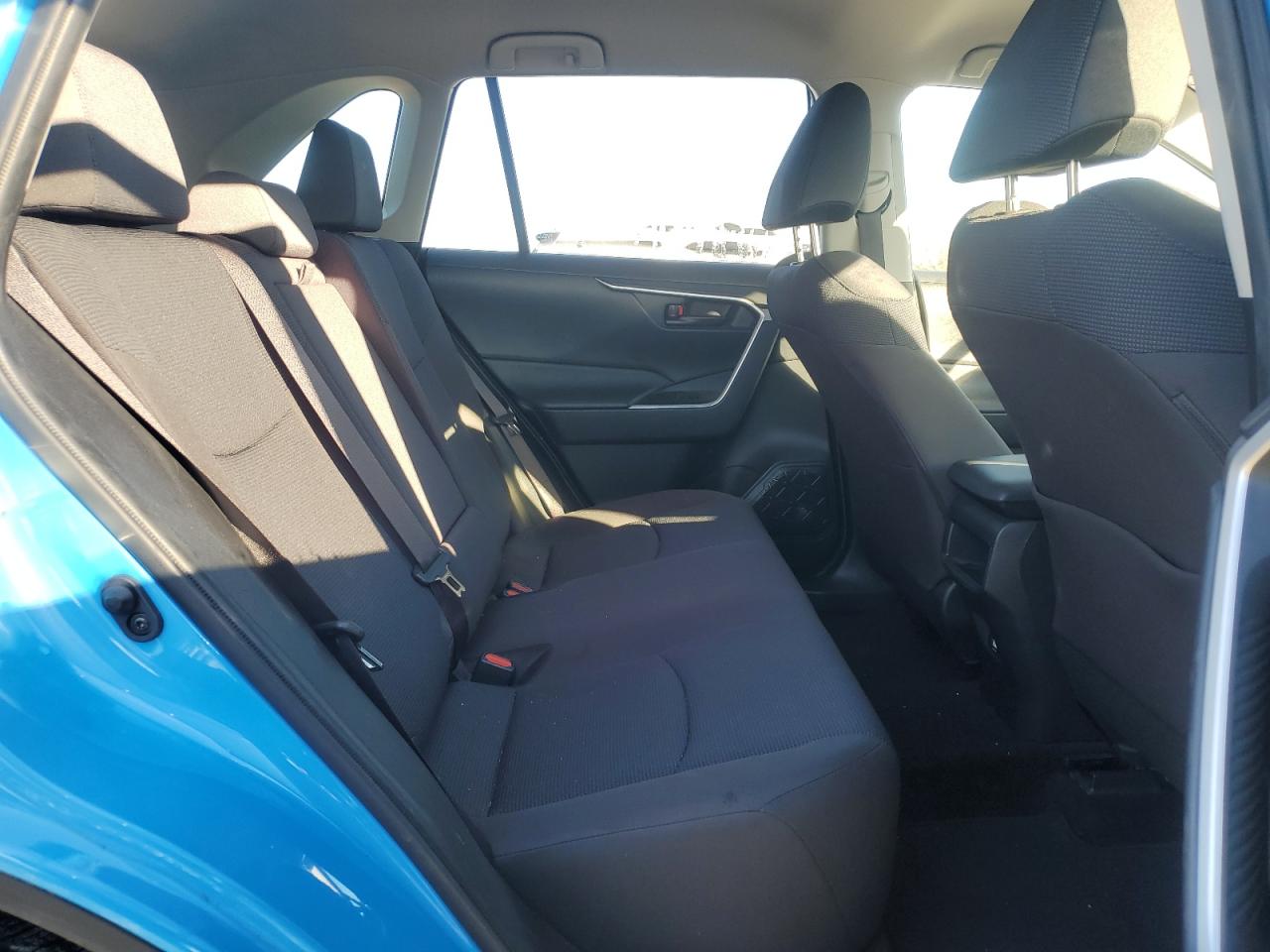 2019 Toyota RAV 4 - Image 11